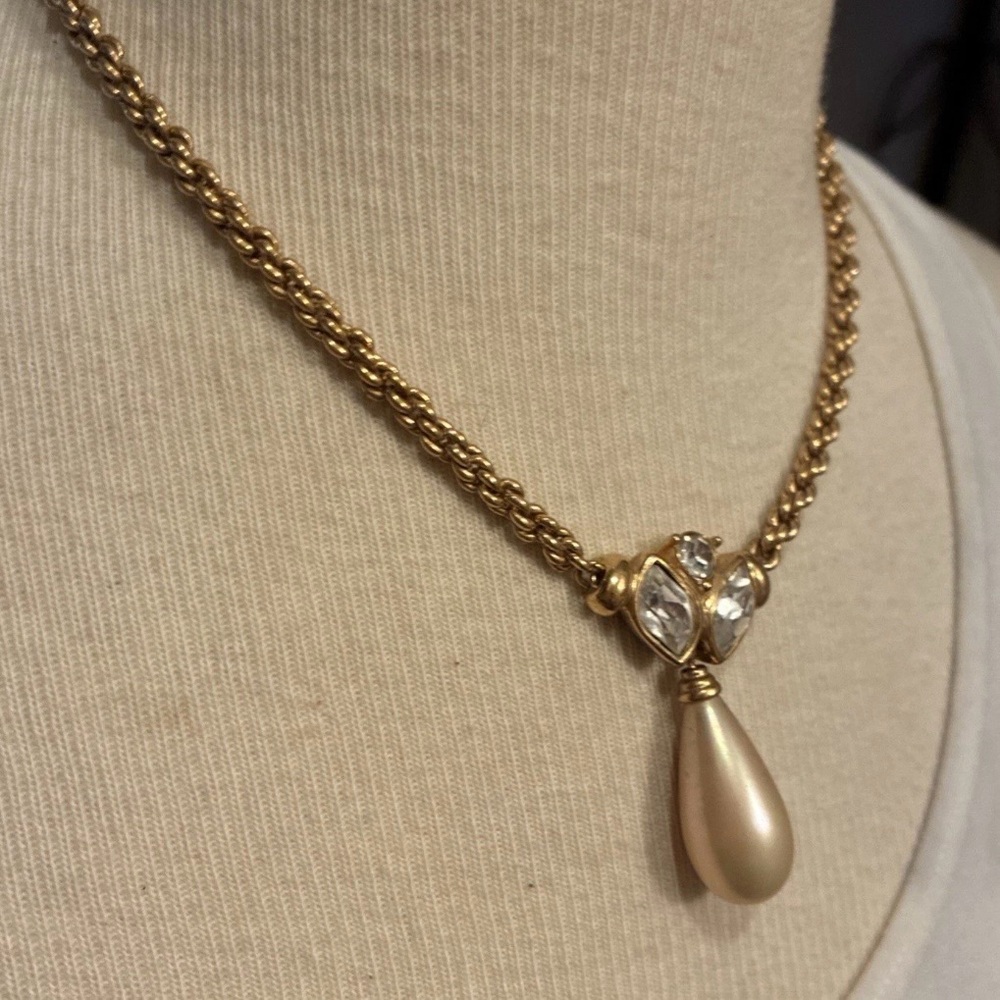 Vintage Christian Dior Marquise Rhinestone Pearl Drop Dangle Gold Chain Necklace - Picture 7 of 12